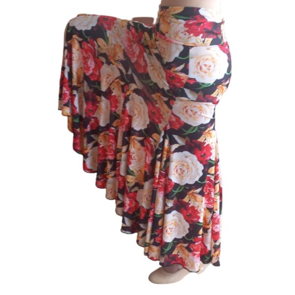 Falda de flamenco con 6 killas entallada estampado de flores