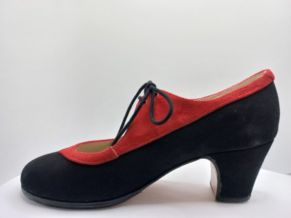 Zapatos profesionales mod. Lazo bicolor, ante negro y rojo, nº 34, tacón 5,5 cms (bajo)