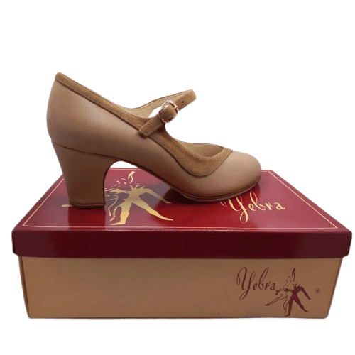 Zapatos de flamenco profesionales Lara Nº38. En piel color maquillaje y ante color caña. Tacón normal (6,5cm).