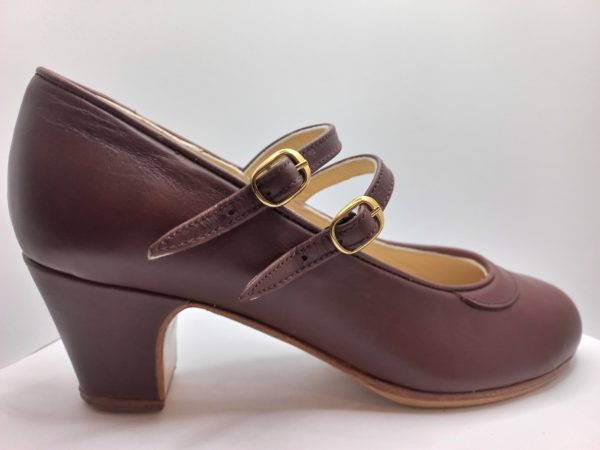 Zapatos profesionales Lucía, piel niza, nº 36 ancho especial, tacón bajo (5,5 cms), suela cosida a mano.
