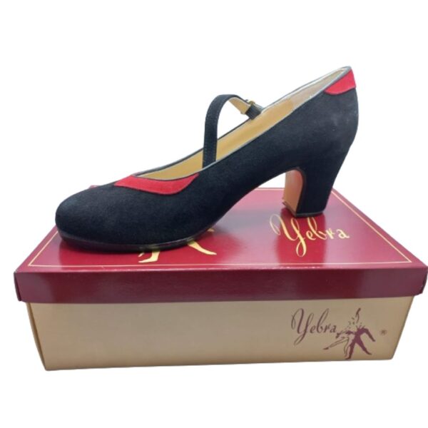 Zapatos de flamenco profesionales Olga en ante negro y rojo, suela cosida a mano.