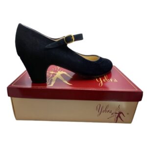 Zapatos de flamenco profesionales Carmen. En ante y color negro. Tacón bajo (6cms)